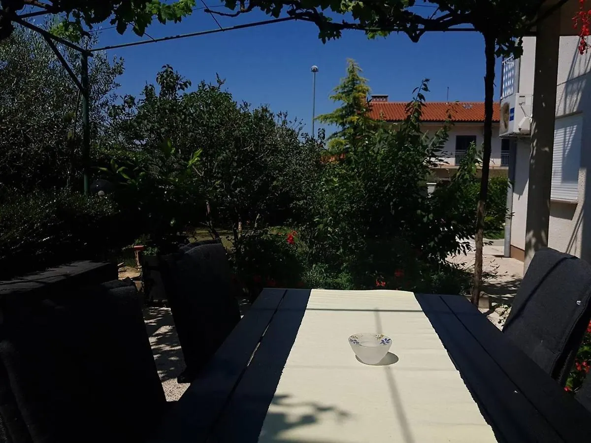 Apartment Tara Pula