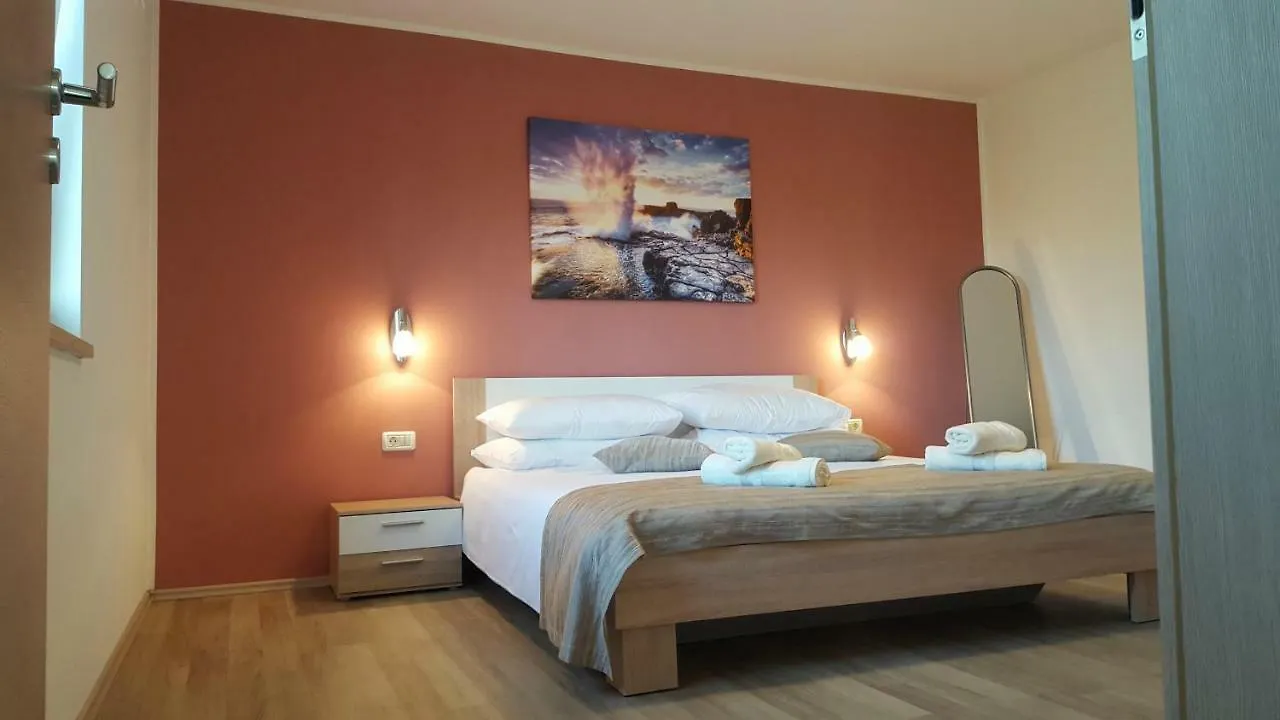 Apartment Tara Pula Croatia