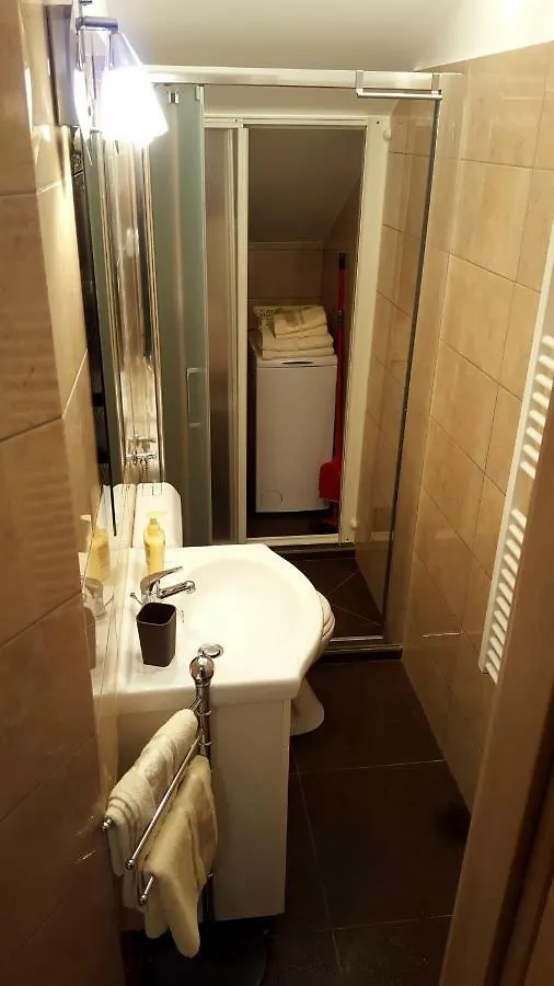 Apartment Tara Pula 0*,  Croatia